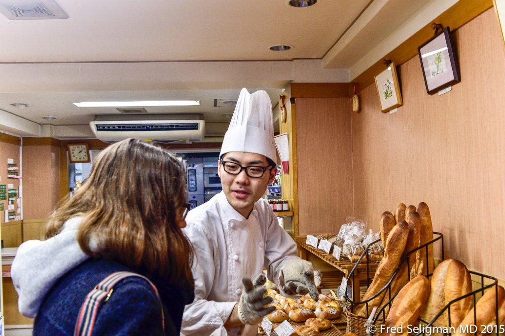 20150309_140526 D4S.jpg - "French' bakeries are not uncommon in Tokyo
